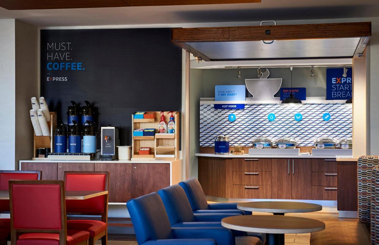 Holiday Inn Express & Suites Ridgecrest - China Lake By Ihg Extérieur photo